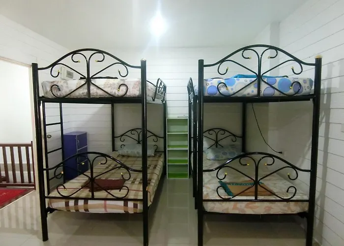 Pop Art Chinatown Hostel