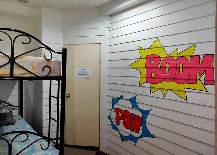Pop Art Chinatown Hostel